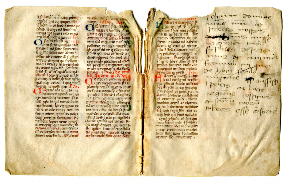 Facing pages in an opening of a dismembered manuscript, with a marginal addition in the originally blank second column at the end of the original text. Private collection, reproducted by permission.